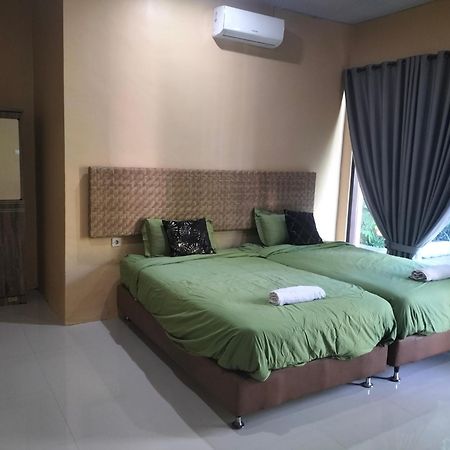 Villa Il Nido Batulayar Lajor Habitación foto